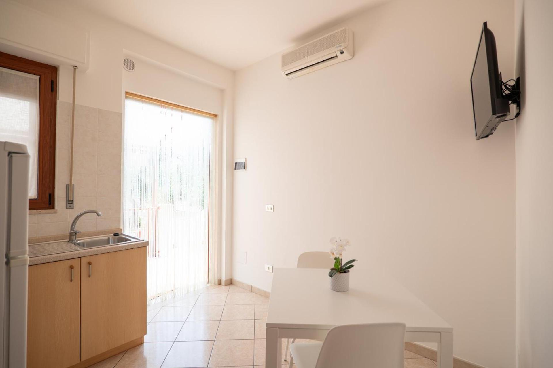 Residence Lido Dei Pini ماتيناتا المظهر الخارجي الصورة